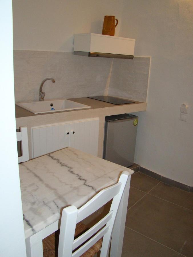 פלאקה Efi'S Apartments מראה חיצוני תמונה